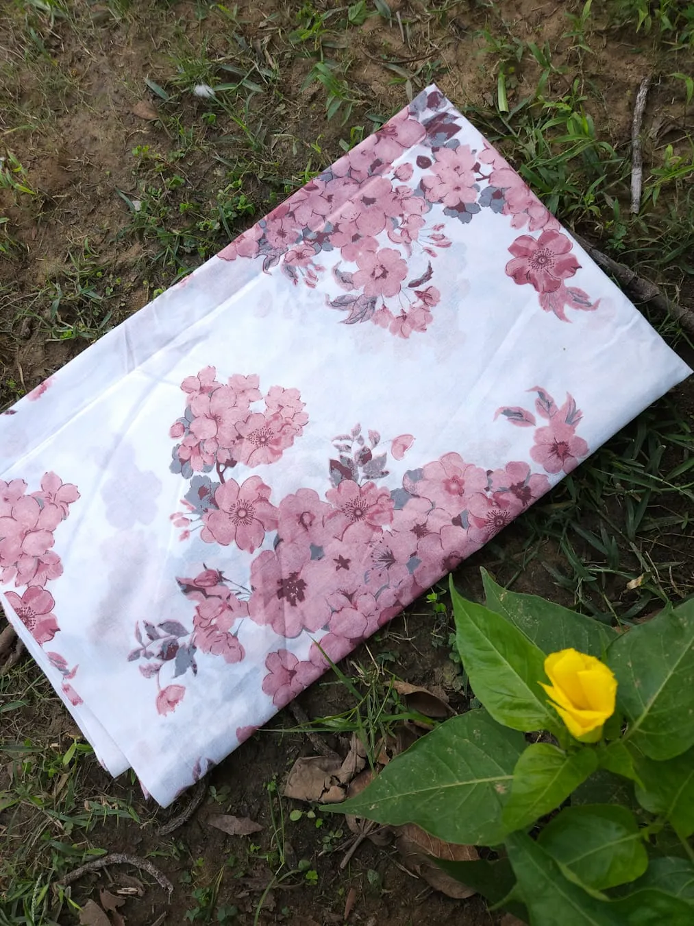 White Base with Peach Pink Bunch Floral Jaipuri Cotton Fabric