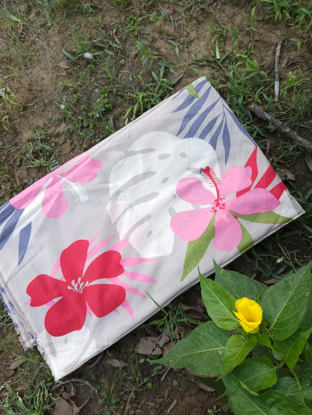 Light Ash Grey Base with Red and Peach Leaf Floral Garden jaipuri Cotton Fabric