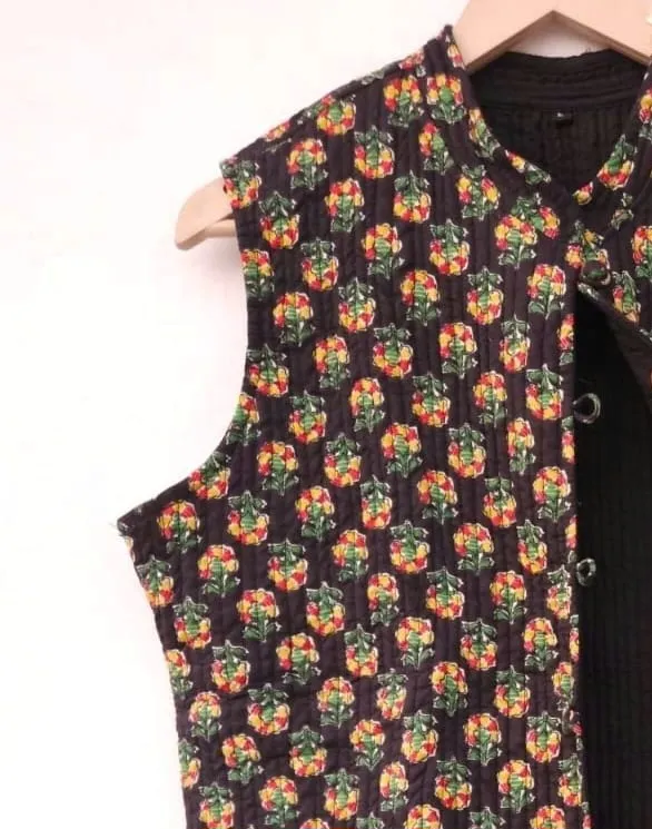 Black Base with Solid Inner Side Sanganeri printed Cotton Quilted Jacket