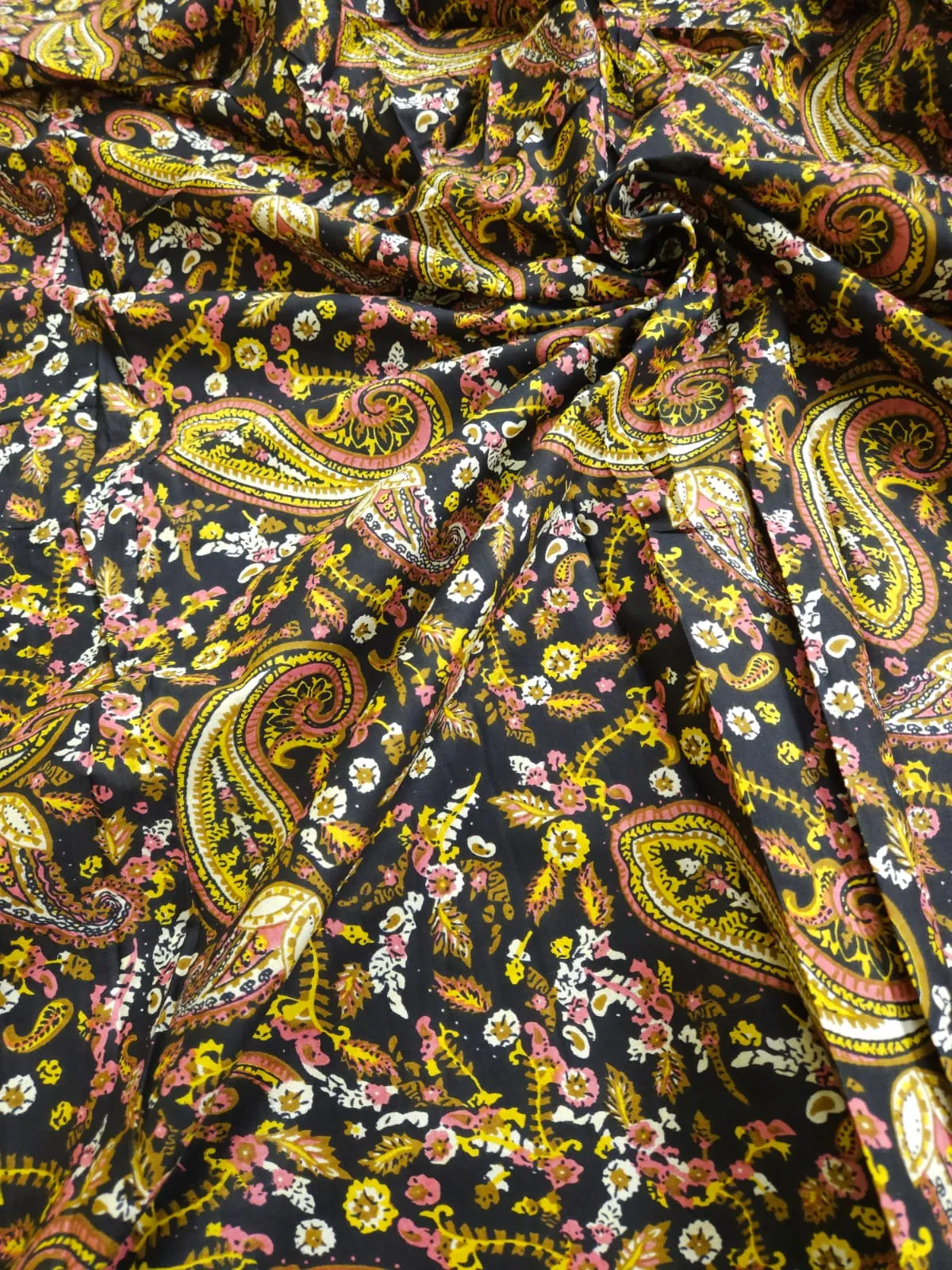 Black Shade Base Multicolour Carry Paisley Print, Cotton Fabric.