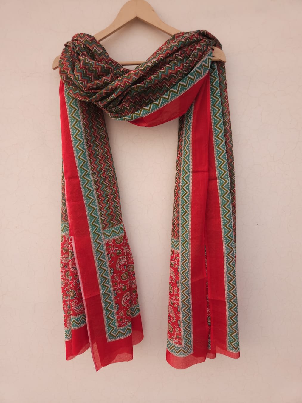 Green and Red small printed Cotton Mulmul Dupatta