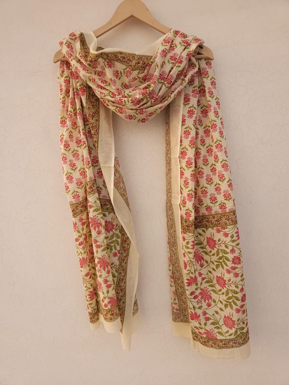 Cream Base with Pink Butta and Jaal Printed Cotton Mulmul Dupatta