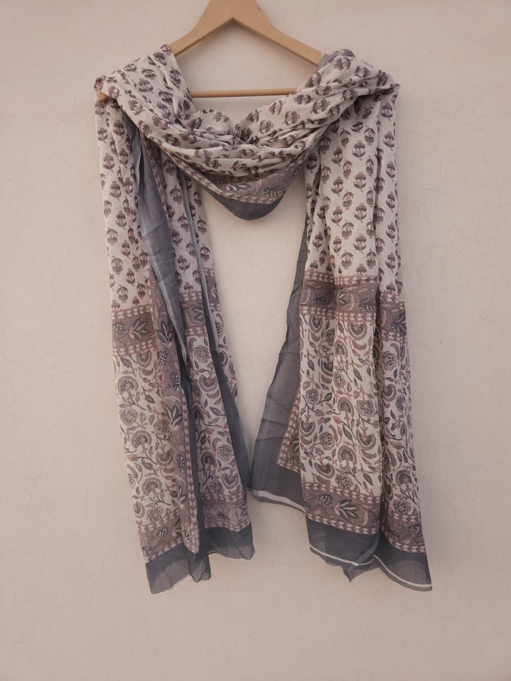 White and Grey Block Printed Cotton Mulmul Dupatta