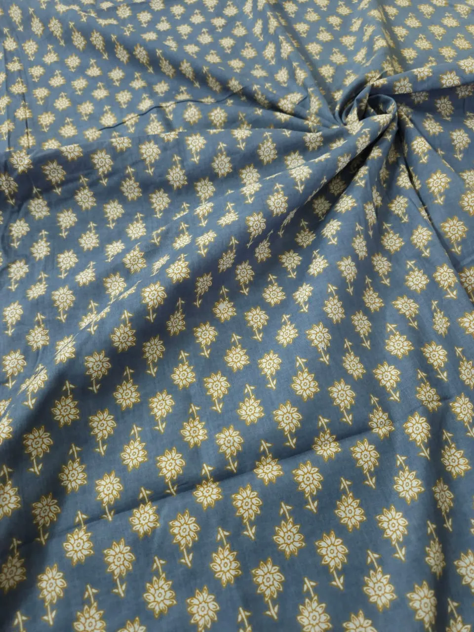 Grey Shade Base Small Sanganeri Butty Print, Sanganeri Cotton.
